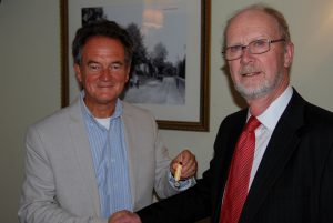 A 'miniature' for outgoing President Bill