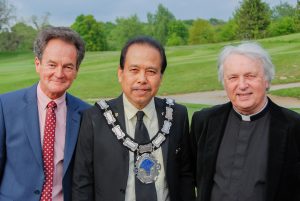 President Paul welcomes Fr Steven and the new Town Mayor, our own Danny Favor...
